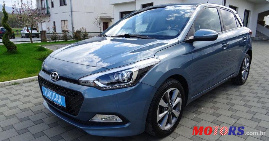 2015' Hyundai i20 1,1 Crdi photo #1