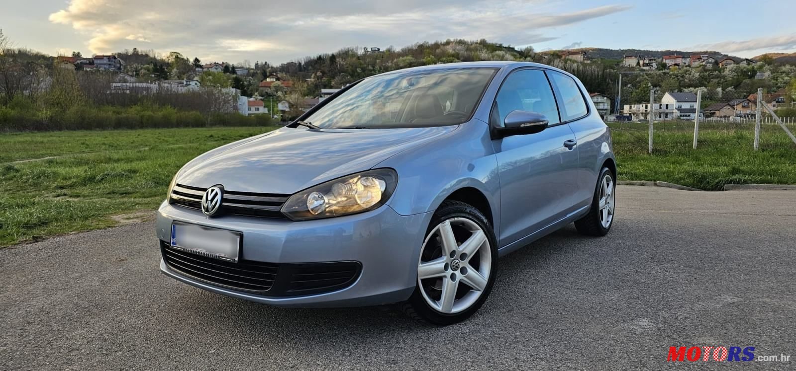 2009' Volkswagen Golf VI 2,0 Tdi photo #1