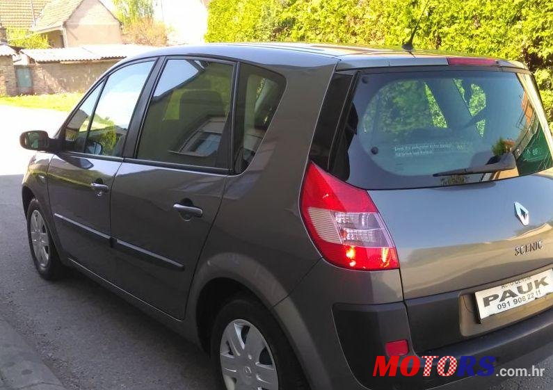 2005' Renault Scenic 1,5 Dci photo #1