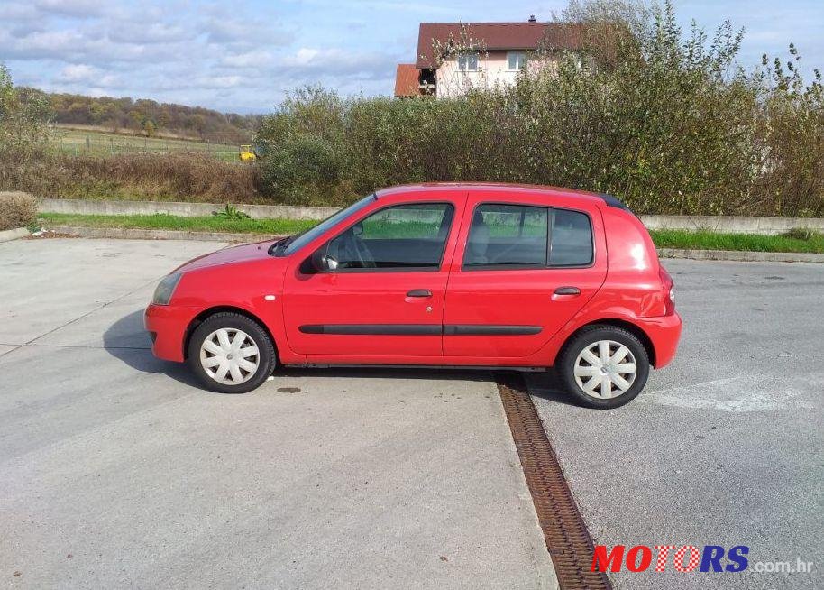 2008' Renault Clio 1,2 photo #1
