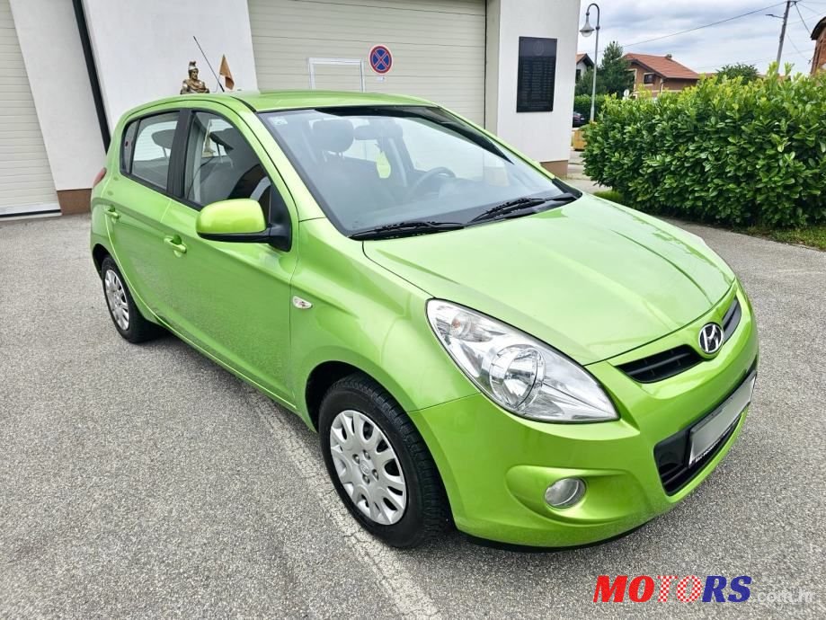 2011' Hyundai i20 1,2 photo #3