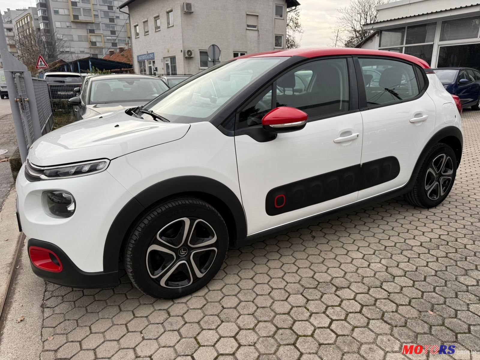 2017' Citroen C3 1,2 Puretech photo #2