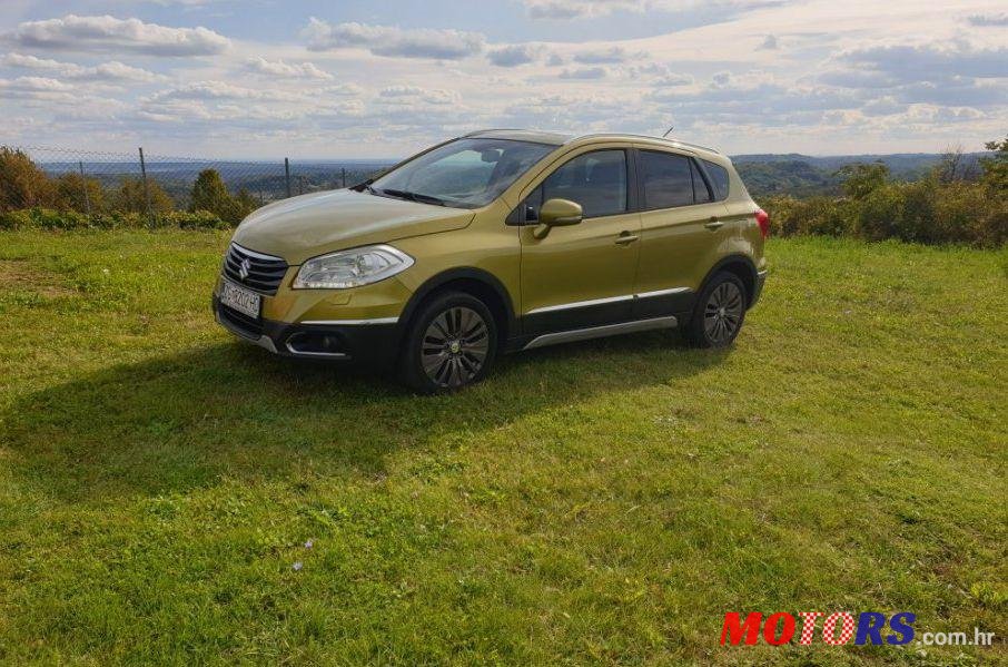 2013' Suzuki Sx4 S-Cross 1,6 photo #2