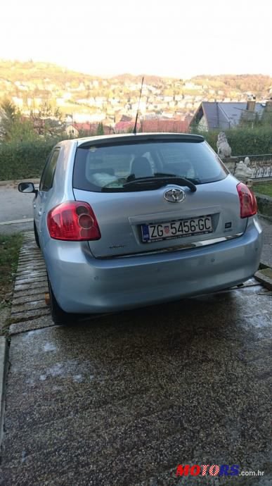 2007' Toyota Auris 1,4 D4-D photo #2