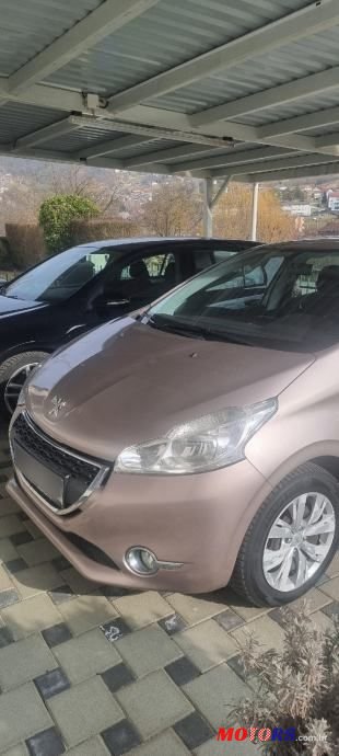 2014' Peugeot 208 1,4 Hdi photo #1