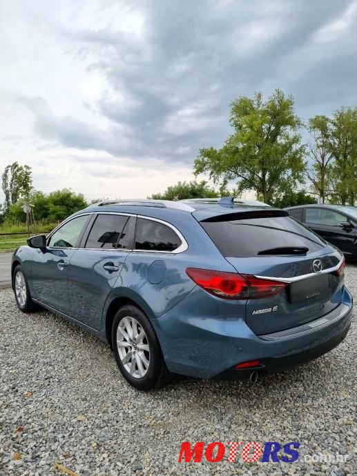 2013' Mazda 6 Sport Combi photo #4