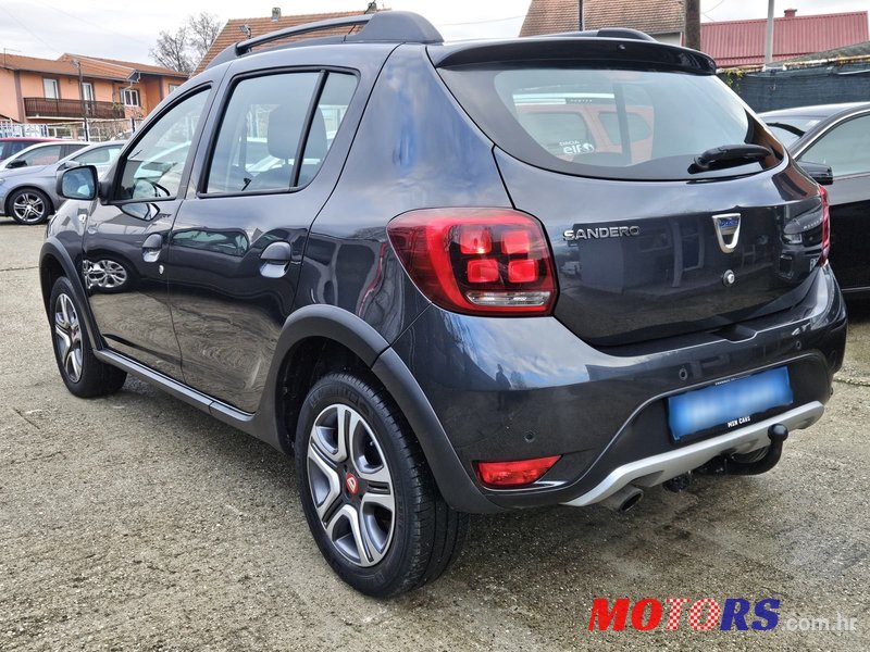 2020' Dacia Sandero photo #2