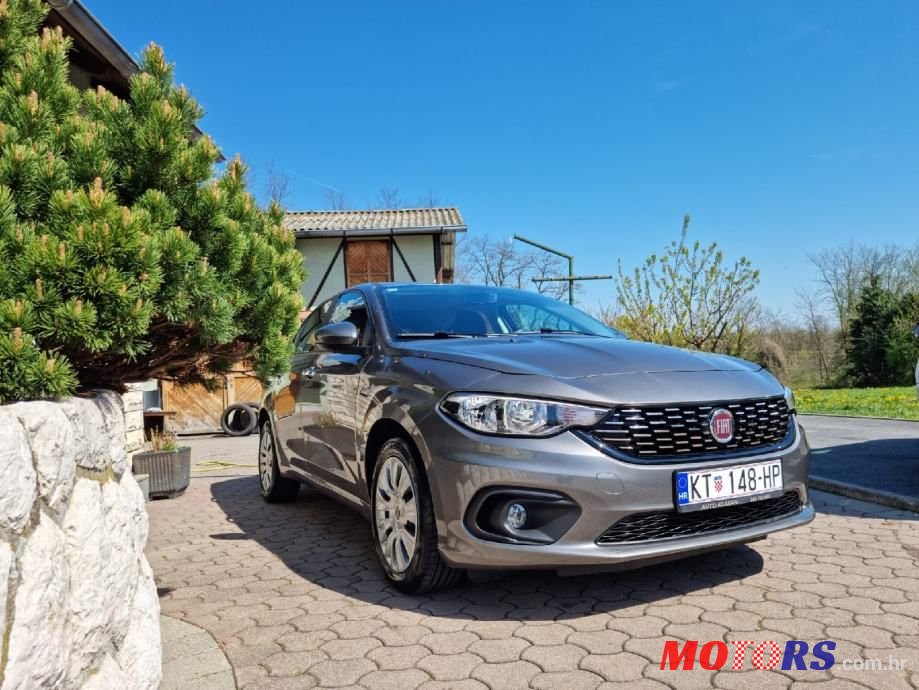 2017' Fiat Tipo photo #6