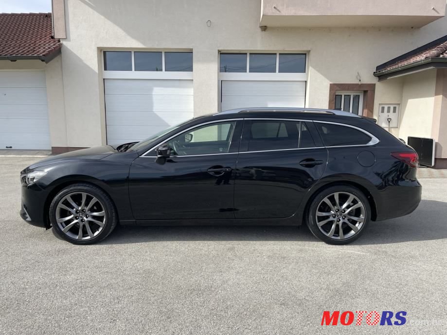 2017' Mazda 6 Sport Combi photo #1