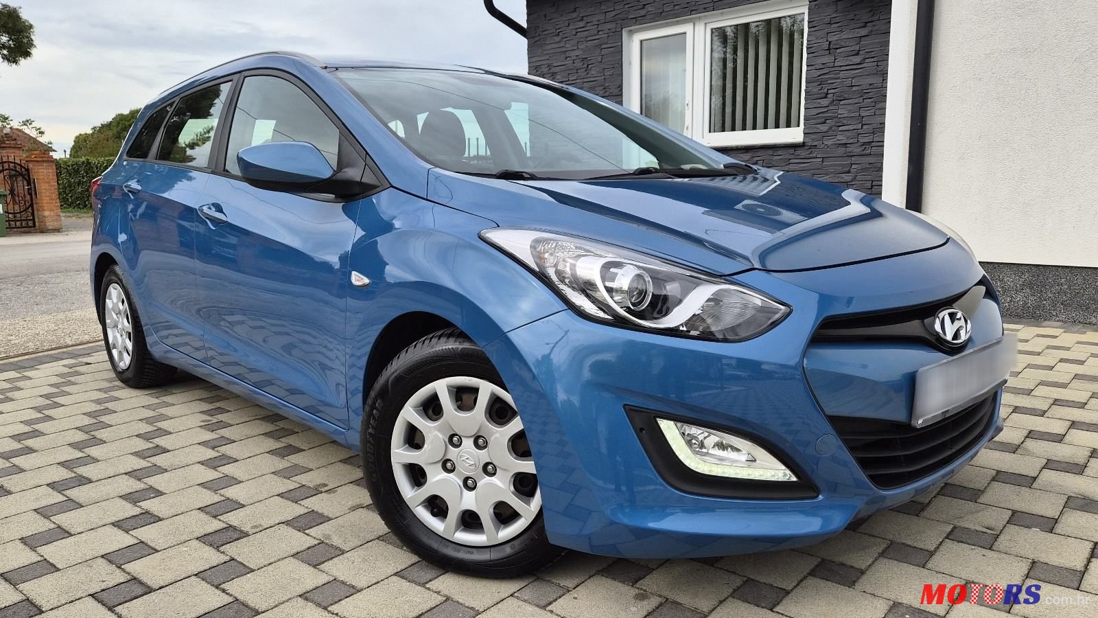 2013' Hyundai i30 Cw 1,4 photo #2