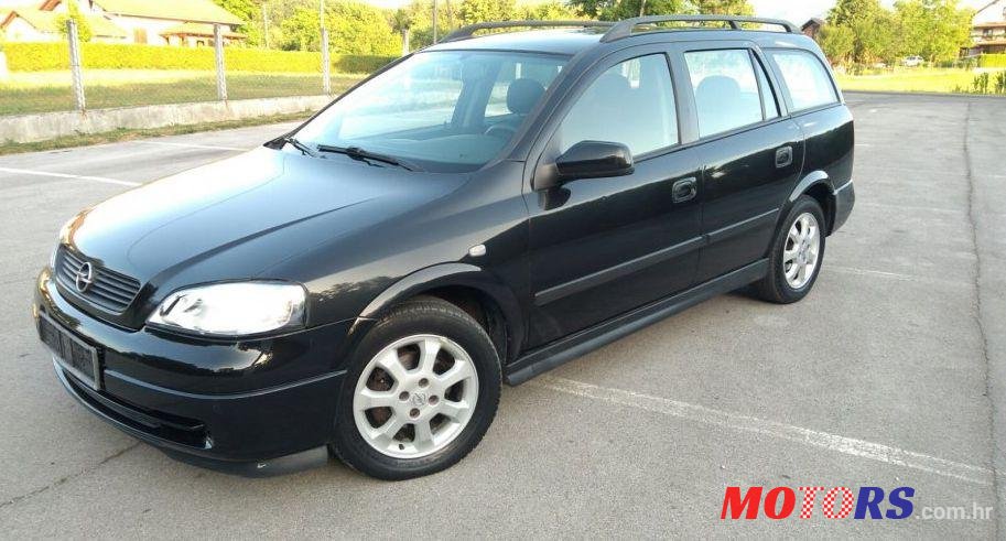 2002' Opel Astra Karavan 1,7 Dti photo #1