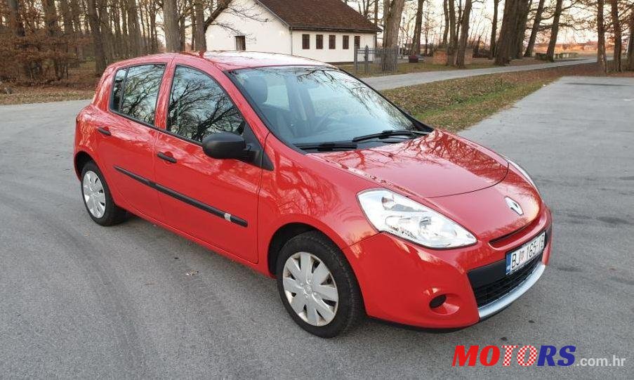 2010' Renault Clio 1,2 photo #1
