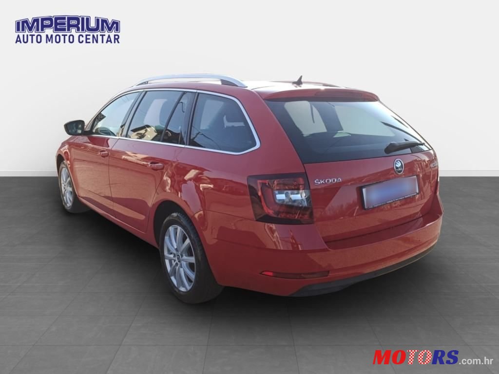 2018' Skoda Octavia Combi photo #6