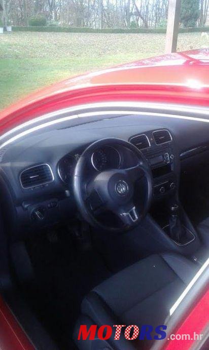 2011' Volkswagen Golf VI 1,6 TDI photo #1