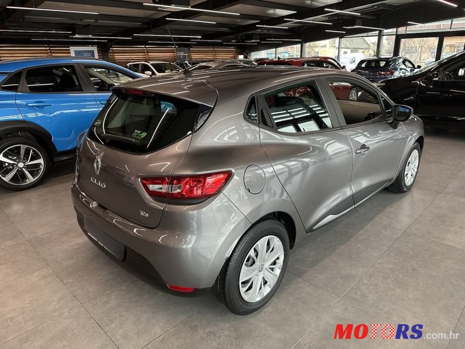 2015' Renault Clio Tce 90 photo #6