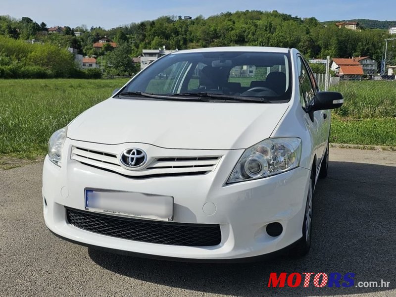 2010' Toyota Auris 1,3 3 Vvt-I photo #6