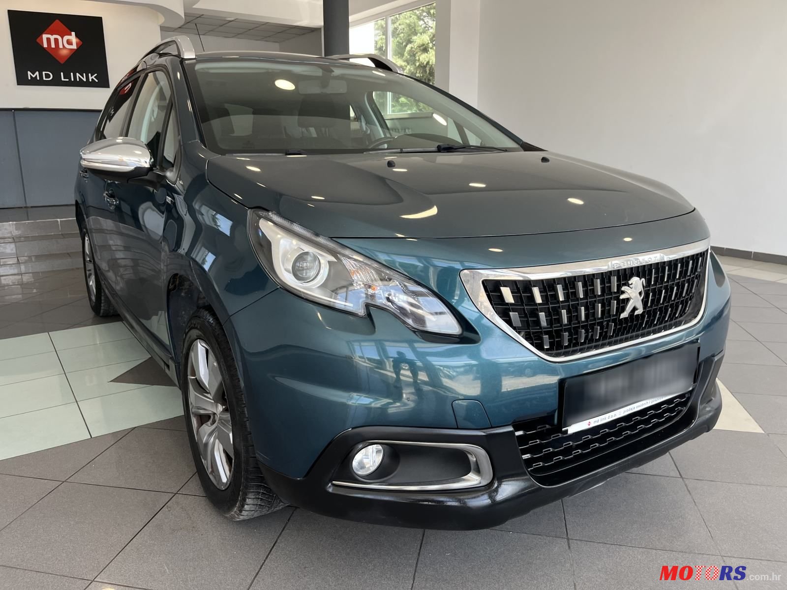 2017' Peugeot 2008 1,6 Bluehdi photo #3