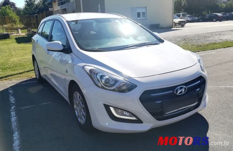 2014' Hyundai i30 Cw 1,4 Crdi photo #1