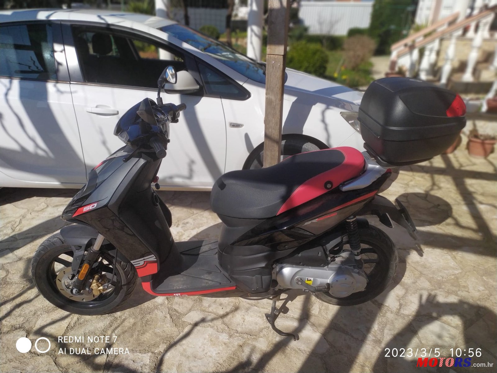 2013' Aprilia photo #2