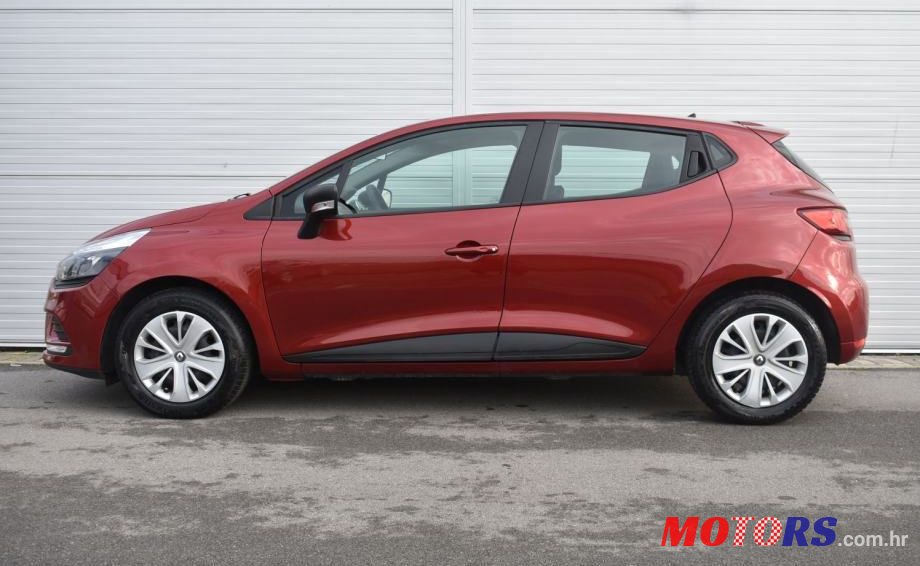 2017' Renault Clio 1.2 photo #1