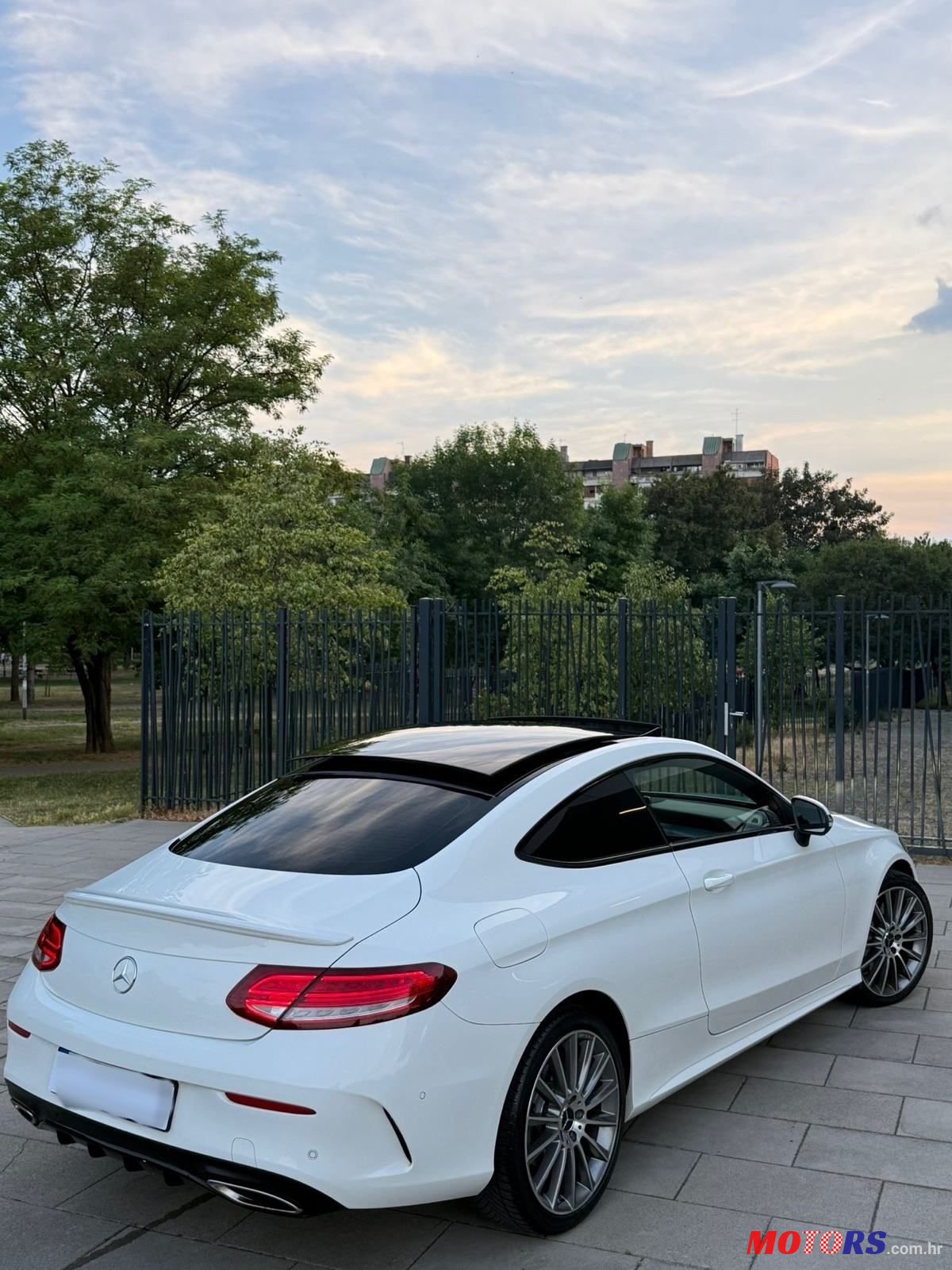 2016' Mercedes-Benz C-Klasa 250 photo #4