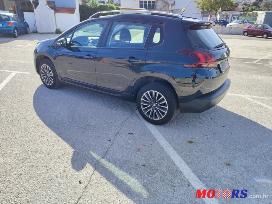 2018' Peugeot 2008 1,6 Bluehdi photo #2