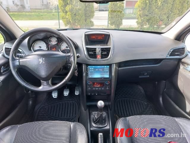 2006' Peugeot 207 Gt 1,6 Hdi photo #5