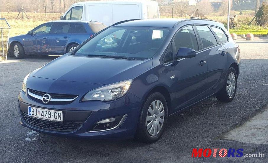 2013' Opel Astra Karavan 1,7 Cdti Sport photo #2