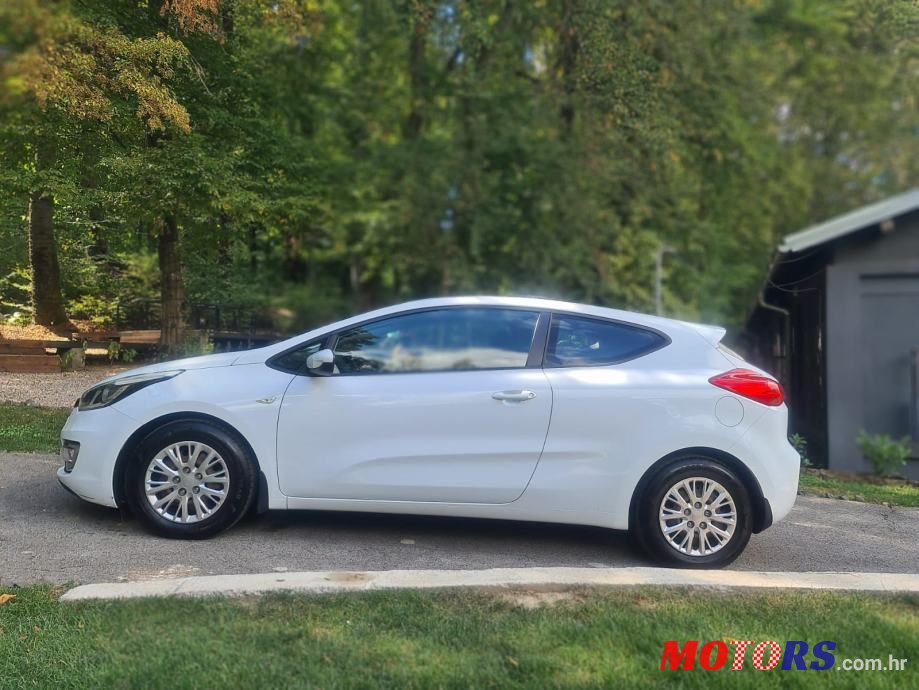 2015' Kia Pro Ceed photo #5