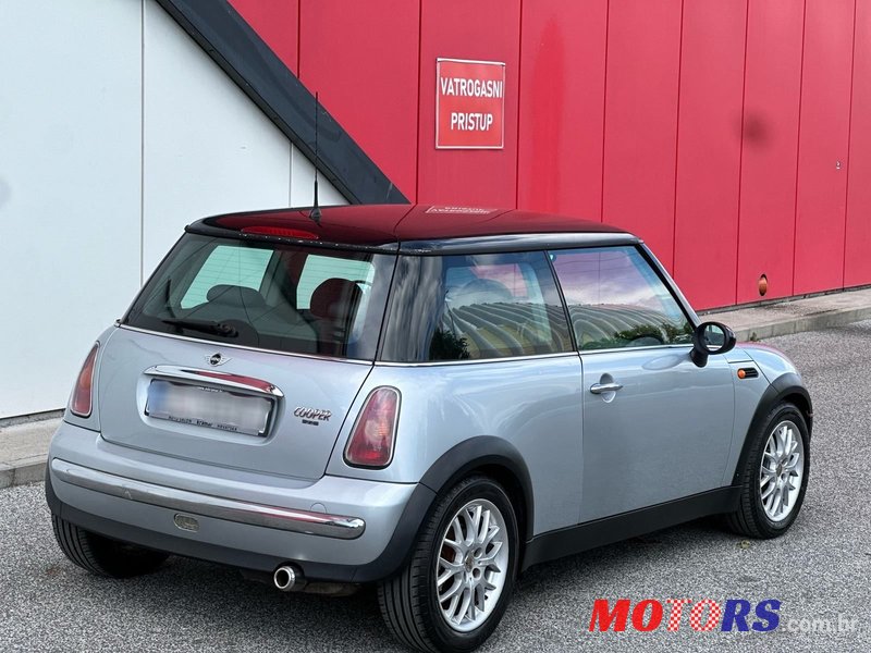 2004' MINI Cooper photo #2