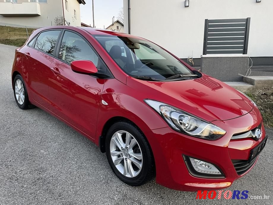 2014' Hyundai i30 1,6 Crdi photo #2