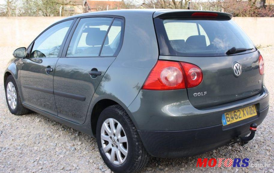 2004' Volkswagen Golf V 1,9 Tdi photo #1