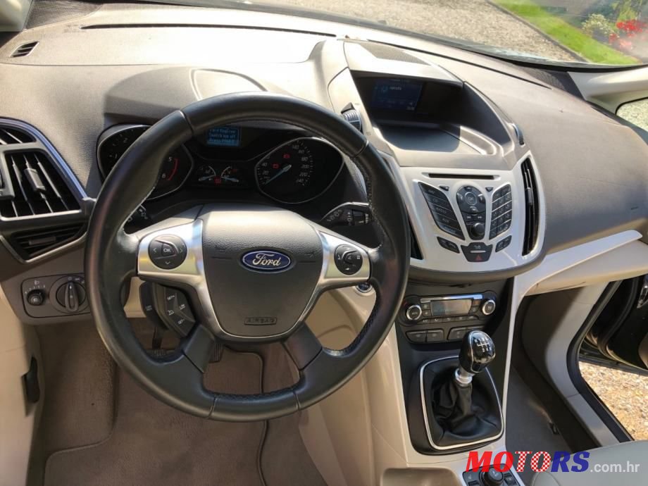 2013' Ford C-MAX photo #5