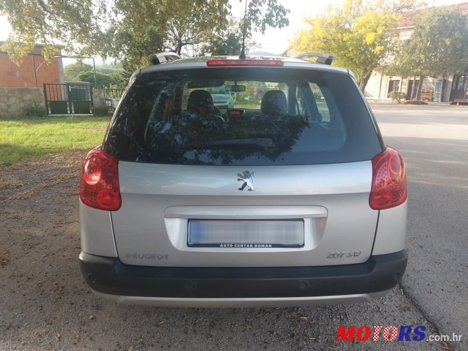 2011' Peugeot 207 Sw photo #4