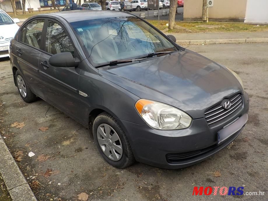 2007' Hyundai Accent photo #2