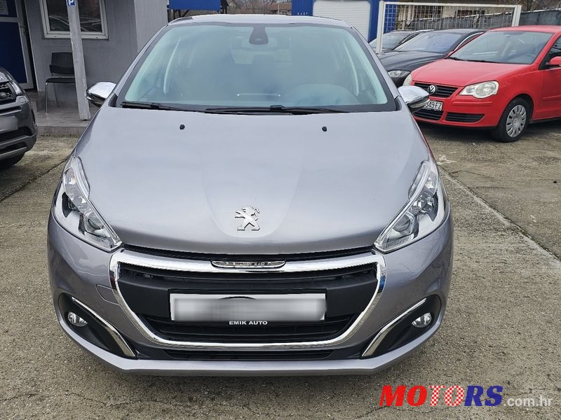 2019' Peugeot 208 1,2 Puretech photo #5