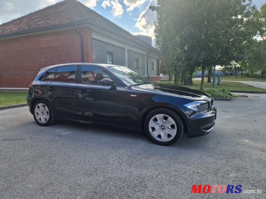 2008' BMW Serija 1 118D photo #4