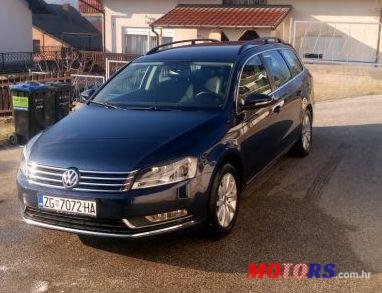 2011' Volkswagen Passat Variant photo #3