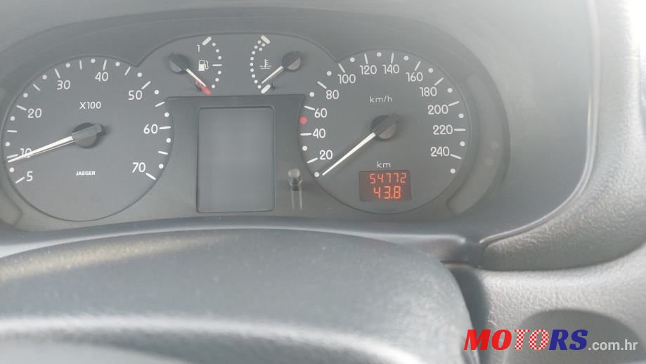 2001' Renault Clio 1,4 photo #6