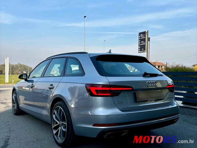 2019' Audi A4 Avant photo #2