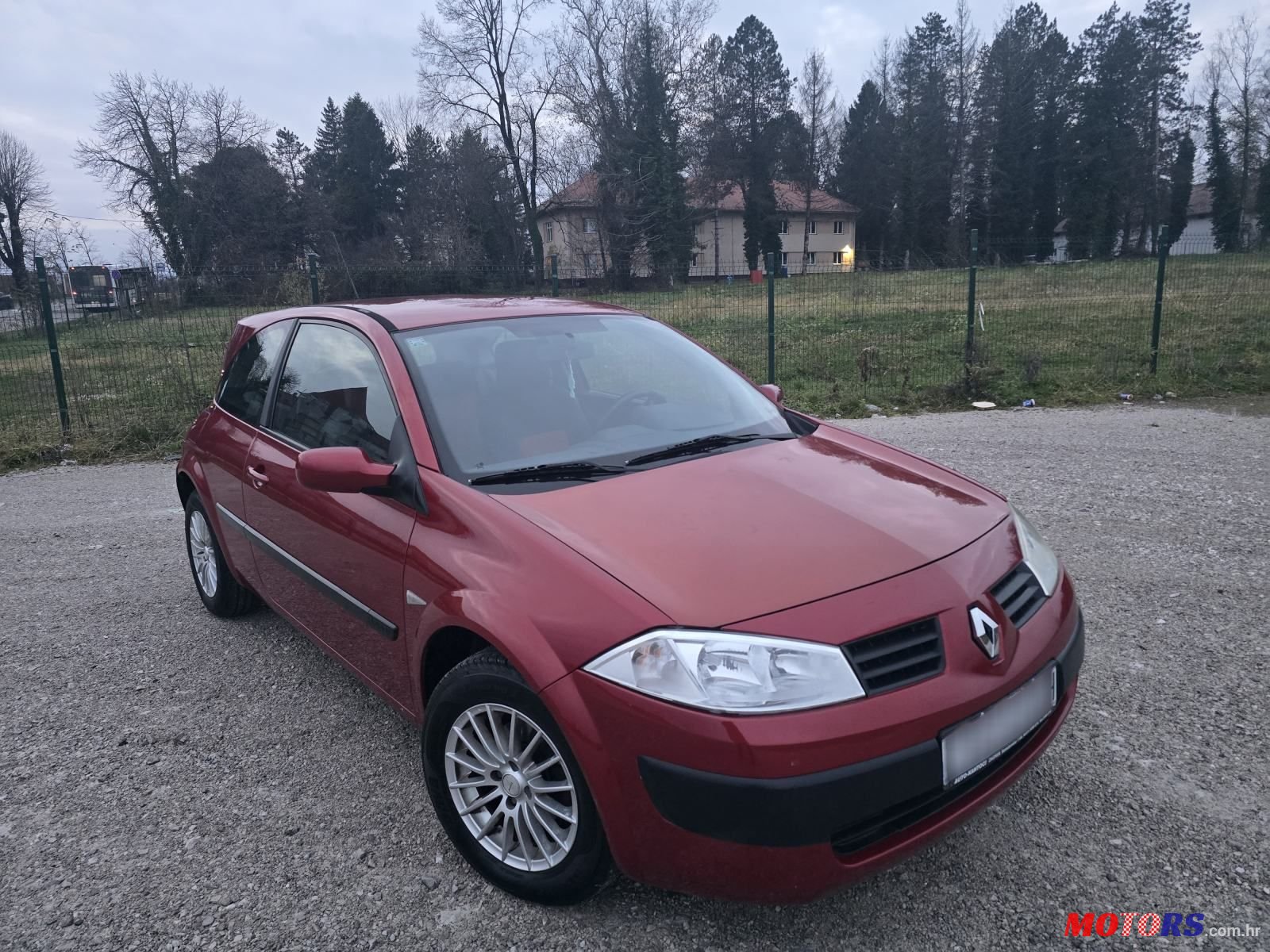 2004' Renault Megane Coupe photo #1