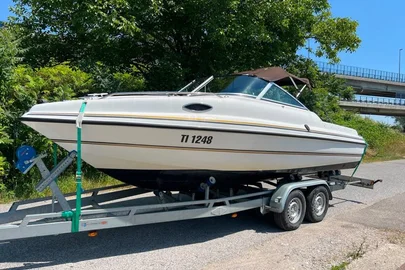 1998' Sunbird Sunbird 210 Cuddy
