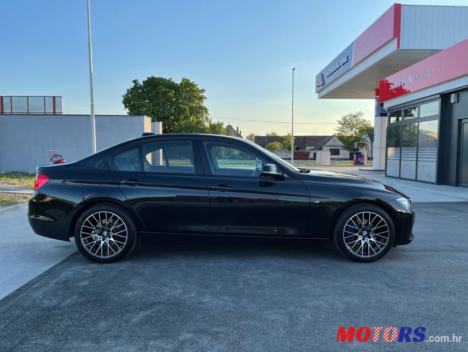2013' BMW Serija 3 316D photo #4