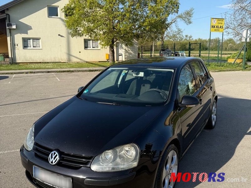2004' Volkswagen Golf V 1,9 Tdi photo #2