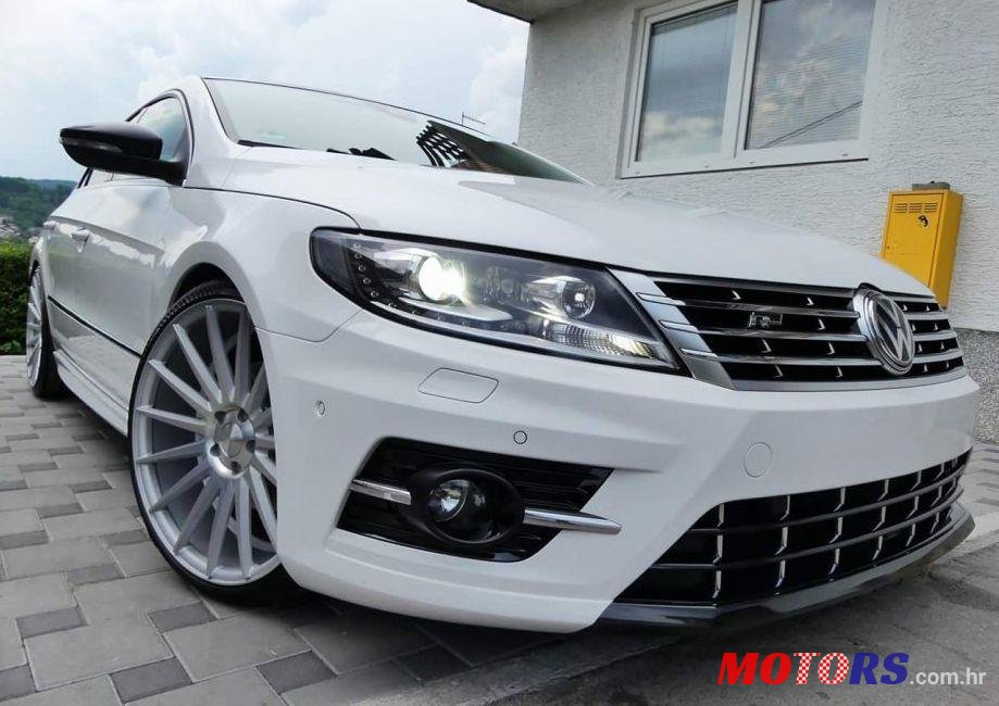 2012' Volkswagen Passat CC 2,0 Tdi Bmt photo #1