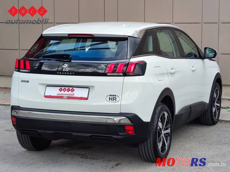 2019' Peugeot 3008 photo #3