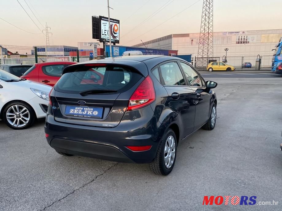 2009' Ford Fiesta 1,6 photo #2