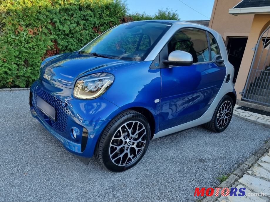 2021' Smart Eq Fortwo 82 Ks. photo #2