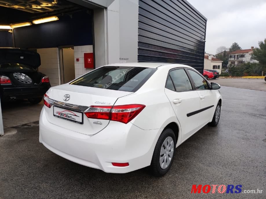 2016' Toyota Corolla Sedan photo #4