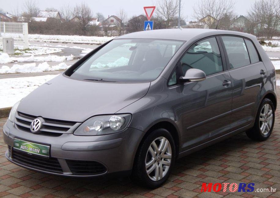 2008' Volkswagen Golf Plus 1,9 Tdi photo #1